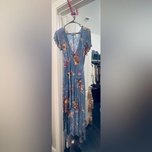 Staccato floral ruffle Maxi Dress Size medium
